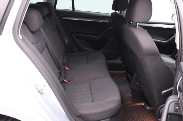 Škoda Octavia 2,0 TDI 110kW DSG Style Virtual