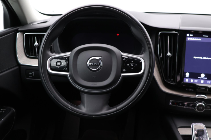 Volvo XC60 2,0 B4 AWD CZ Inscription DPH