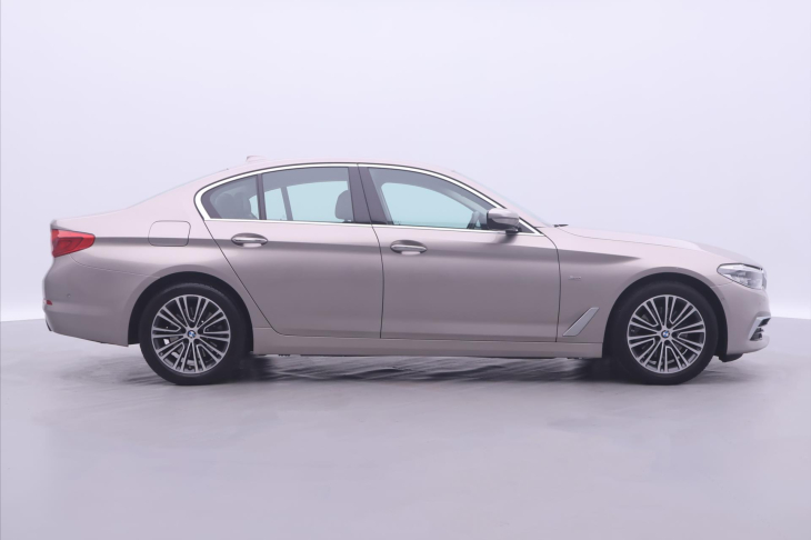 BMW Řada 5 2,0 520d xDrive 140kW