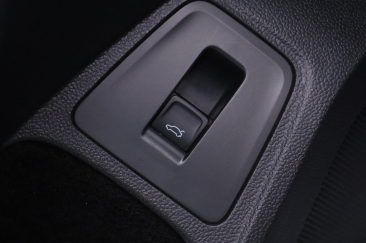 Volkswagen Tiguan Allspace 2,0 TDI DSG R-line 4M 1Maj DPH