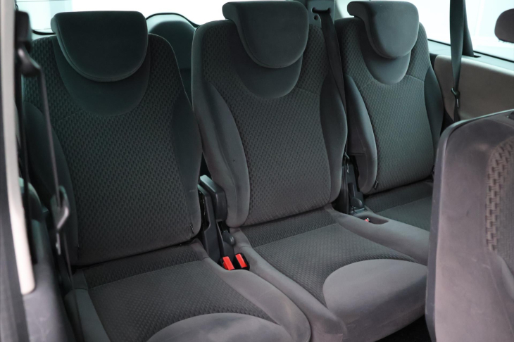 Fiat Scudo 2,0 JTD 120 kW 8-Míst Long