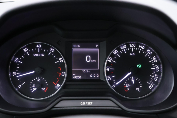 Škoda Octavia 1,4 103 kW AUT Elegance CZ