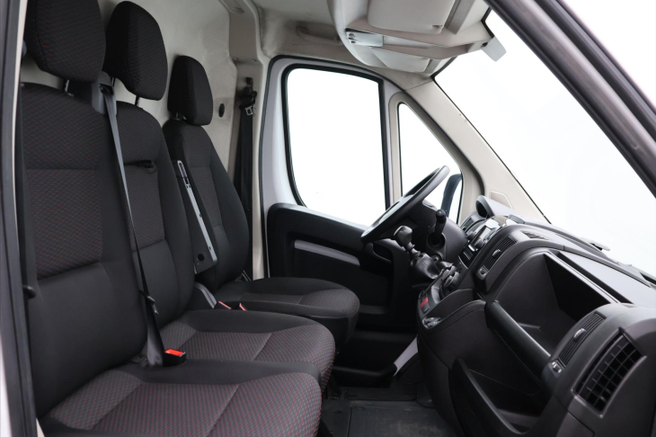Peugeot Boxer 2,2 HDI 103 kW L4H2 DPH CZ
