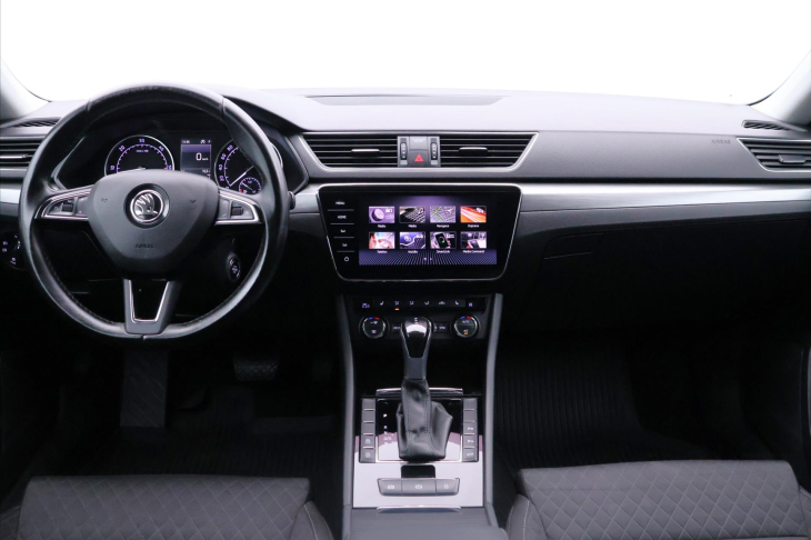 Škoda Superb 1,6 TDI 88kW DSG Style Xenon