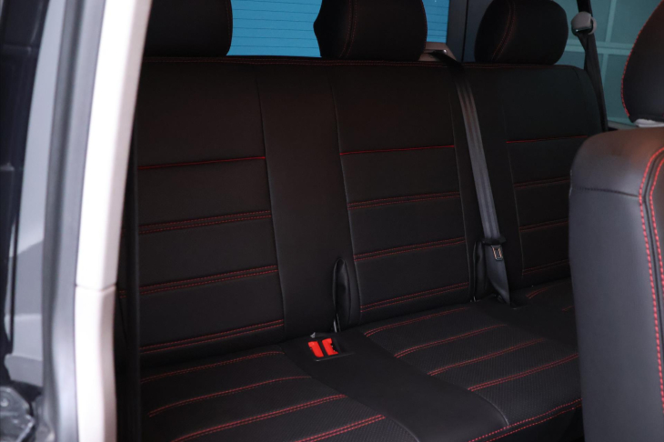 Volkswagen Caravelle 2,0 TDI 150kW Comfortline 9Míst