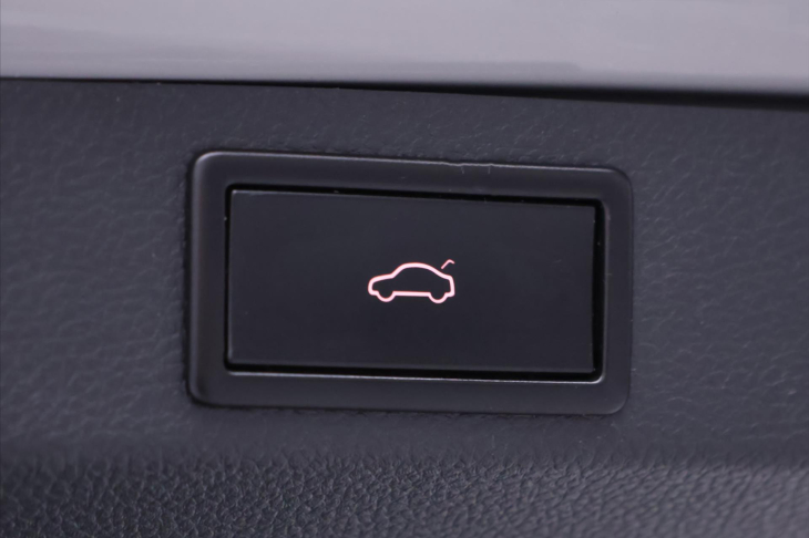 Škoda Karoq 2,0 TDI DSG Sportline Virtual