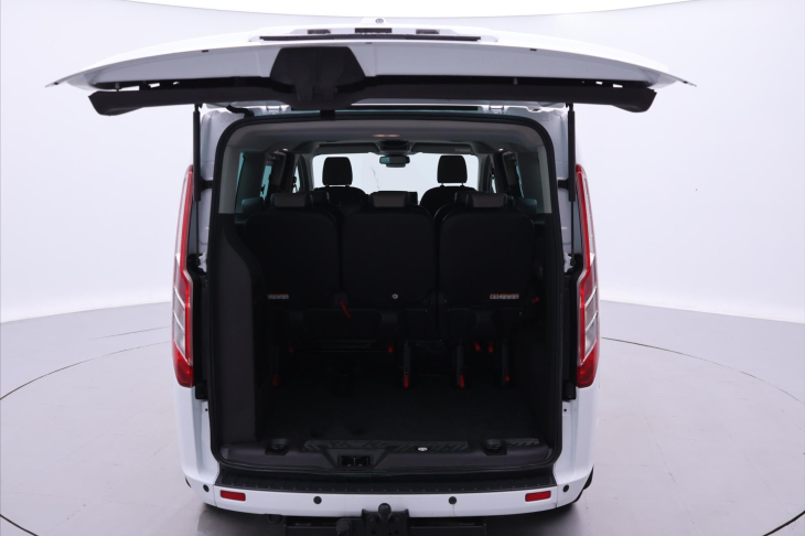 Ford Tourneo Custom 2,2 TDCi 114kW CZ L2 Titanium