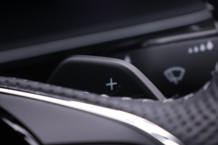 Škoda Superb 2,0 TDI DSG Sportline CZ 1.Maj