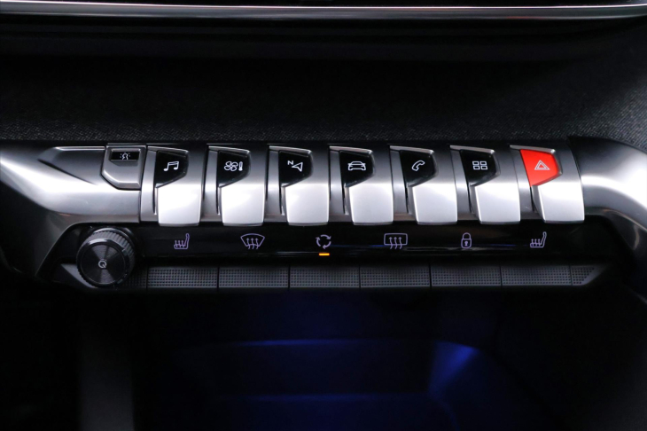 Peugeot 5008 1,6 i 133 kW GT-Line CZ 7-Míst