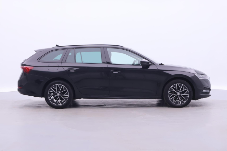 Škoda Octavia 2,0 TDI 110kW DSG Matrix DPH