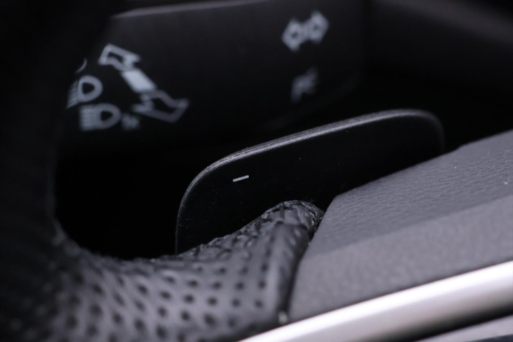 Volkswagen Arteon Shooting Brake 2,0 TDI DSG 4M R-Line LED DPH