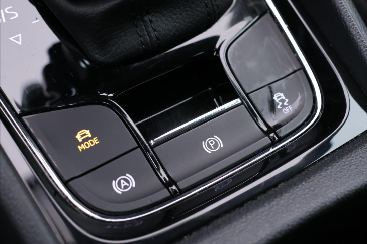 Škoda Karoq 2,0 TDI 110 4x4 Style Tažné
