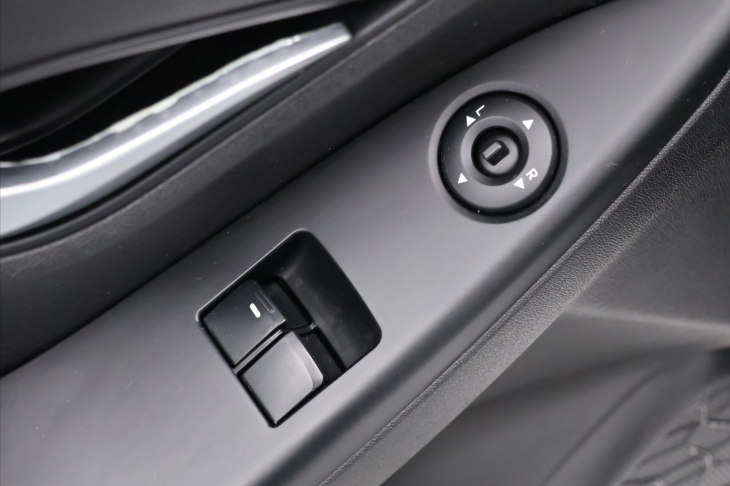 Hyundai ix20 1,4 i 66kW Trikolor Klima CZ
