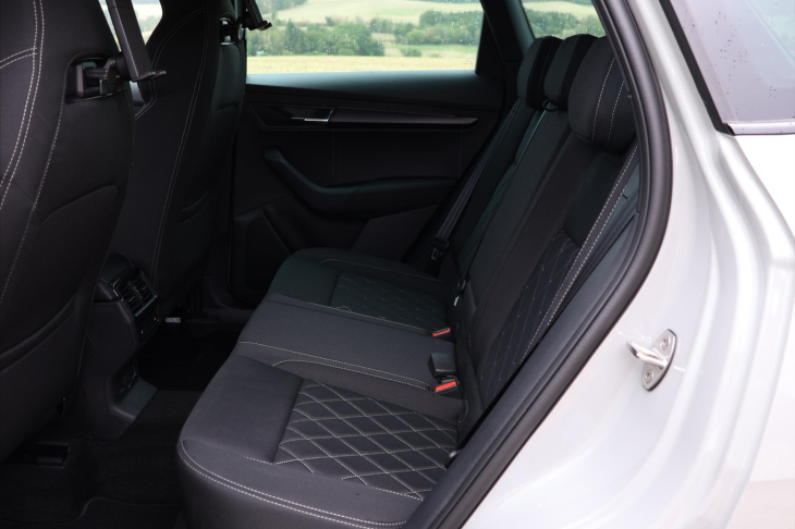 Škoda Karoq 2,0 TDI 4x4 DSG Sportline DPH