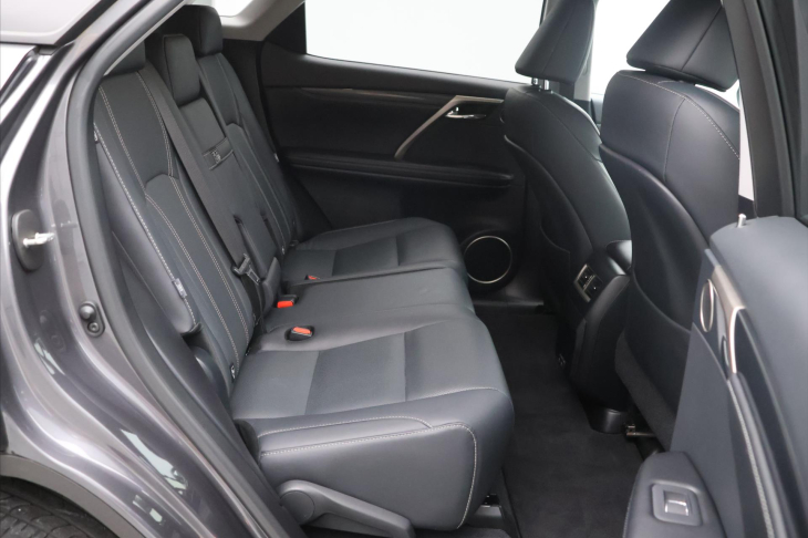 Lexus RX 2,0 300 4x4 CZ 1.Maj. DPH