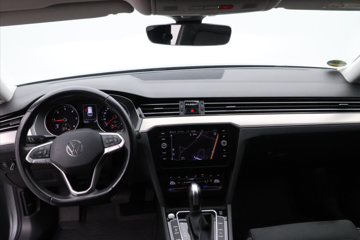 Volkswagen Passat 2,0 TDI 110kW Elegance DSG DPH