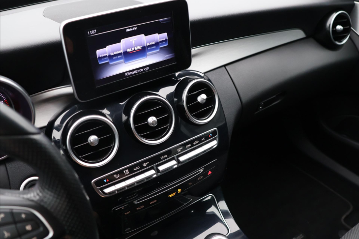 Mercedes-Benz Třídy C 1,6 CDI 100 kW Tažné Aut.Klima