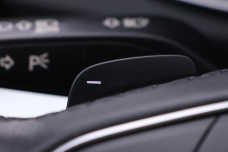 Audi Q5 2,0 40TDI S-line quattro DPH