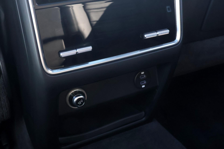 Porsche Cayenne 3,0 EHV 340kW Platinum DPH