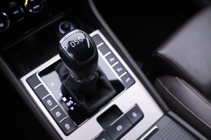 Škoda Superb 2,0 TSI 140 kW L&K DSG CZ DPH