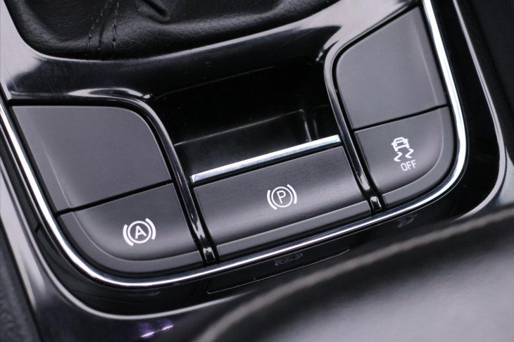 Škoda Karoq 2,0 TDI 110kW Style LED Navi