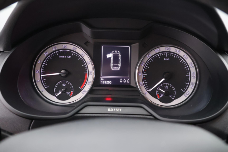 Škoda Octavia 1.6 TDI CZ Style Kessy LED DPH