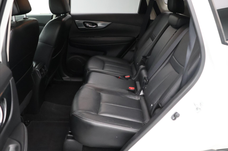 Nissan X-Trail 1,6 dCi 130k 4WD Kůže Panorama