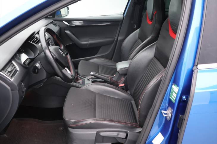 Škoda Octavia 2,0 TDI 135kW Webasto Tažné RS