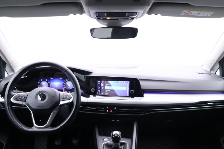 Volkswagen Golf 1,5 TSI 96kW Vrtual CZ LED