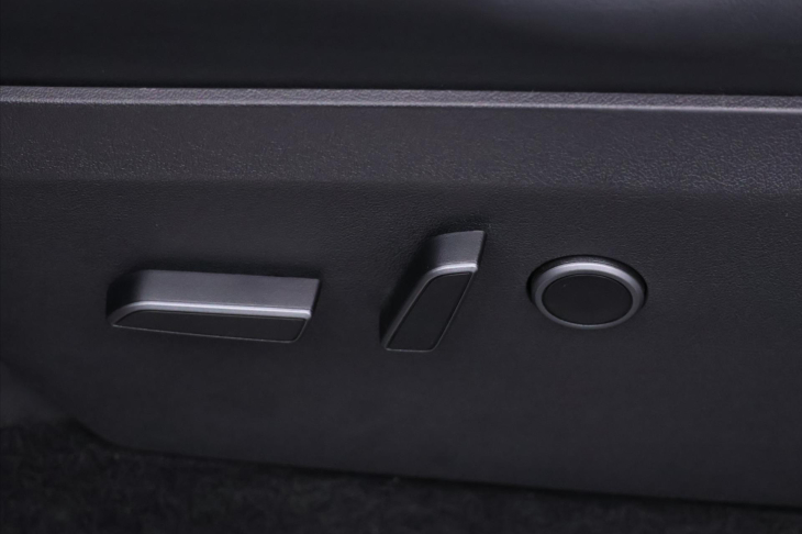 Tesla Model Y Performance 393kW DPH