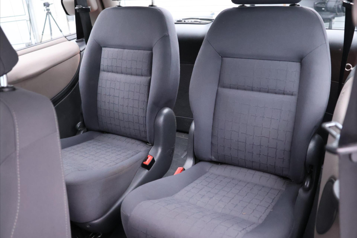 Volkswagen Sharan 2,0 TDI 103kW Exclusive 7-Míst