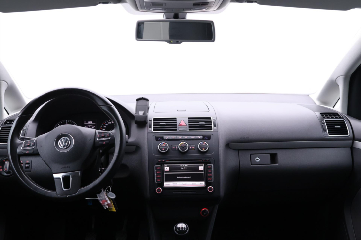 Volkswagen Touran 1,6 TDI 77kW Match Tažné Navi