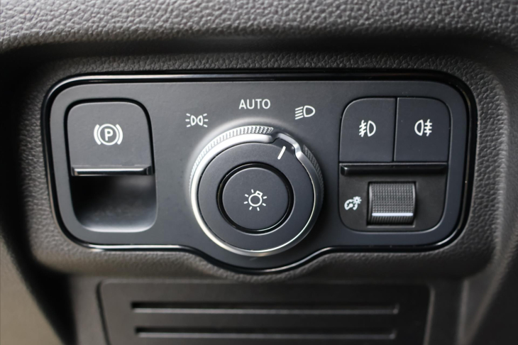 Mercedes-Benz Citan 1,5 112 CDI 85kW Obytná vest. CZ