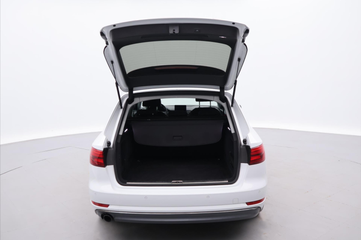 Audi A4 1,4 TFSI 110kW Aut. serv.kn.