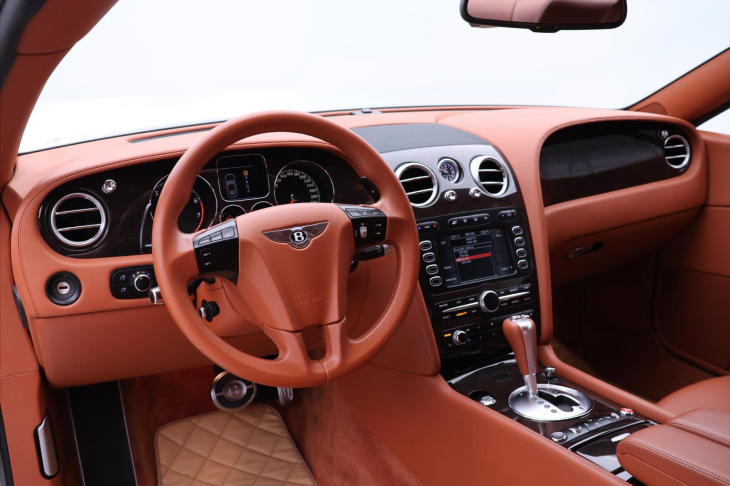 Bentley Continental GT 6,0 i W12 412kW Serviska DPH
