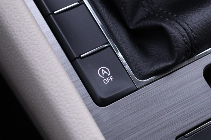 Škoda Superb 2,0 TDI 110kW Style CZ DPH 1.Maj