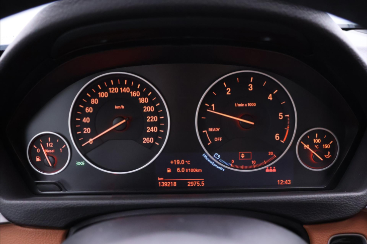 BMW Řada 4 2,0 420d 135kW Luxury Xenon