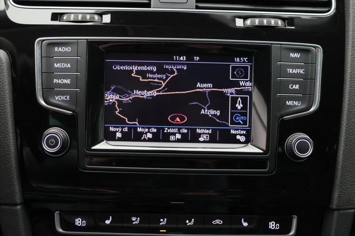 Volkswagen Golf 1,4 TSI 90kW DSG Highline Xenon