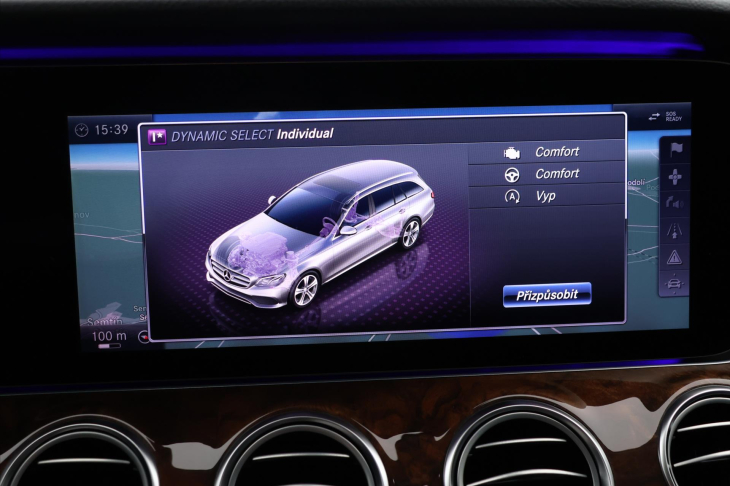 Mercedes-Benz Třídy E 2,0 220d 143kW 4Matic Aut. LED