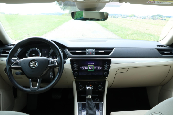 Škoda Superb 2,0 TDI 140kW DSG 4x4 Style CZ