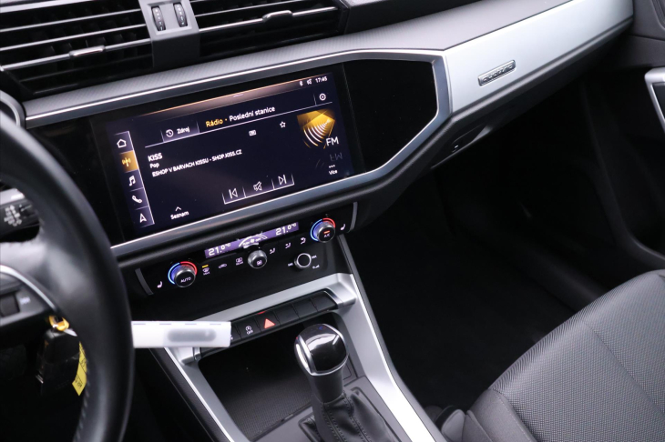 Audi Q3 2,0 40TFSI 140kW virtual 1.Maj