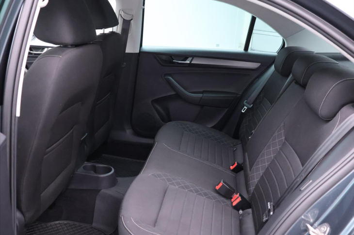 Škoda Rapid 1.0 TSI 81kW Style CZ