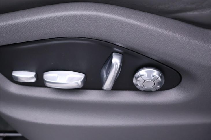 Porsche Cayenne 3,0 250kW 4x4 DPH ALU