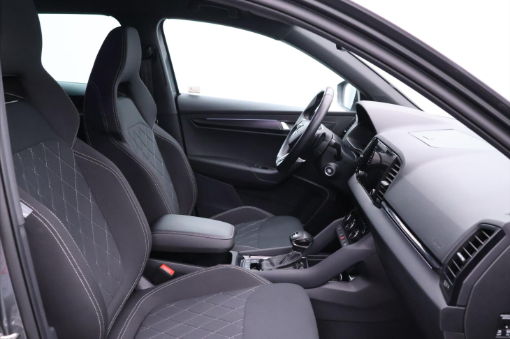 Škoda Karoq 2,0 TDI DSG 4x4 Sportline DPH