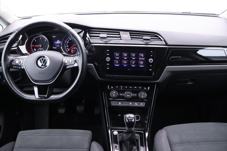Volkswagen Touran 2,0 TDI 90kW Highline CZ DPH