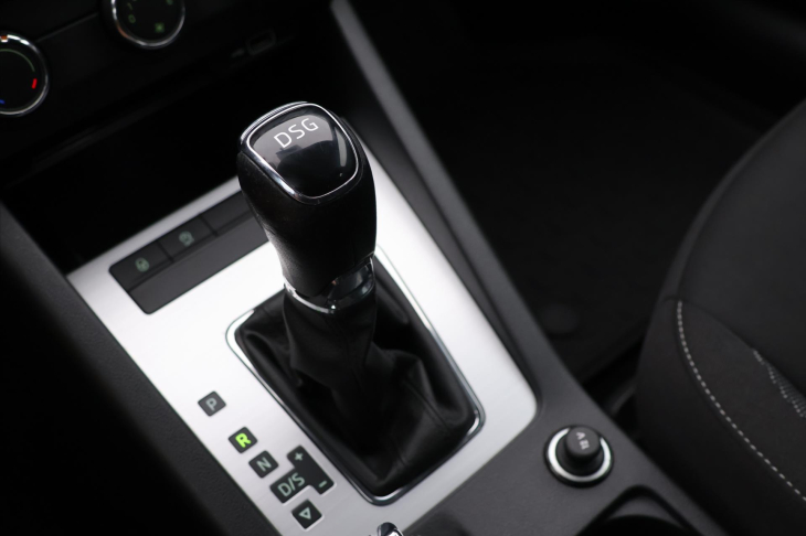 Škoda Octavia 1,5 TSI 110kW Ambition DSG CZ