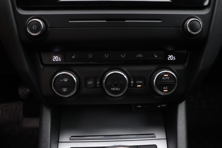 Škoda Octavia 1,4 TSI 110kW Style Aut.klima