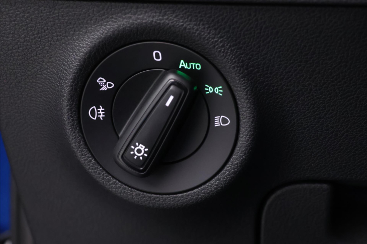 Škoda Karoq 2,0 TDI 4x4 DSG Sportline CZ