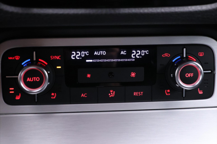 Volkswagen Touareg 4,2 V8 TDI 250 KW 4x4 KLIMA