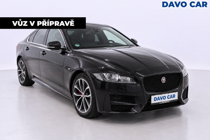 Jaguar XF 2,0 20D 132kW R-SPORT Auto